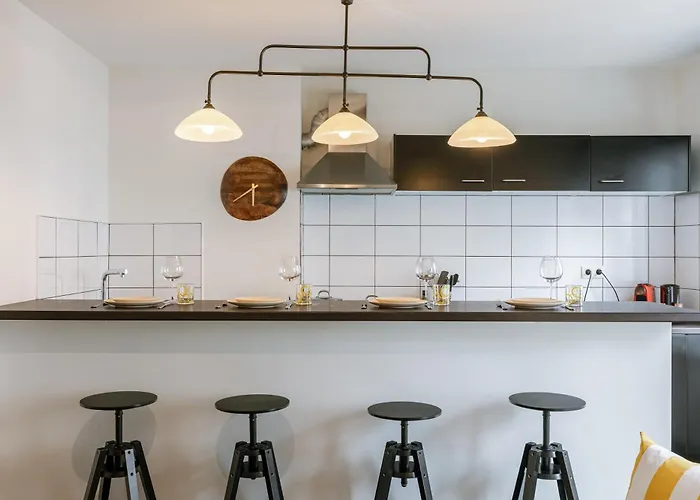 Appartement Bright For 4 Guests Gand