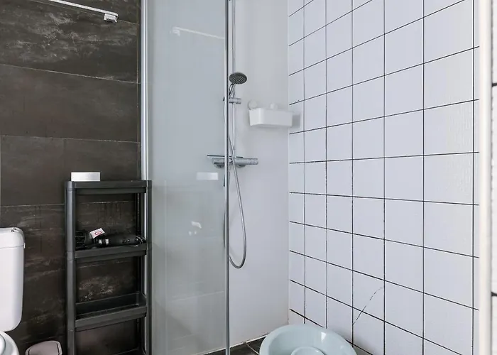 Bright For 4 Guests *