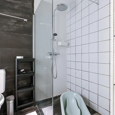 Bright For 4 Guests *