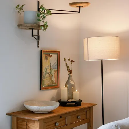 Апартаменты Bright For 4 Guests